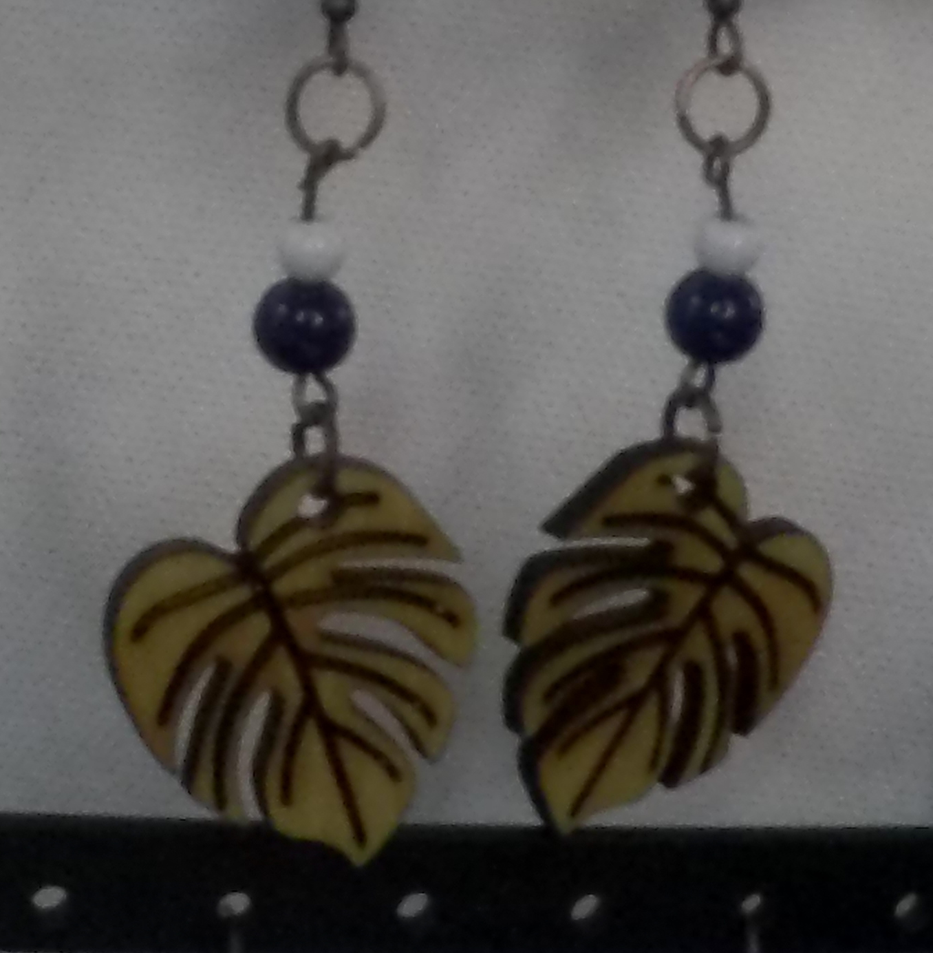 Monstera Leaf w/Black Wooden Earrings